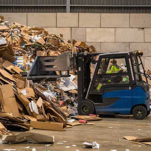 Kierowca samochodów ciężarowych C+E kod 95